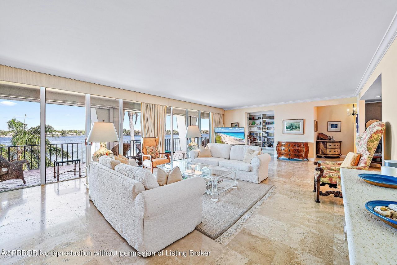 2160 Ibis Isle Road, Unit 9, Palm Beach, FL 33480 Photo