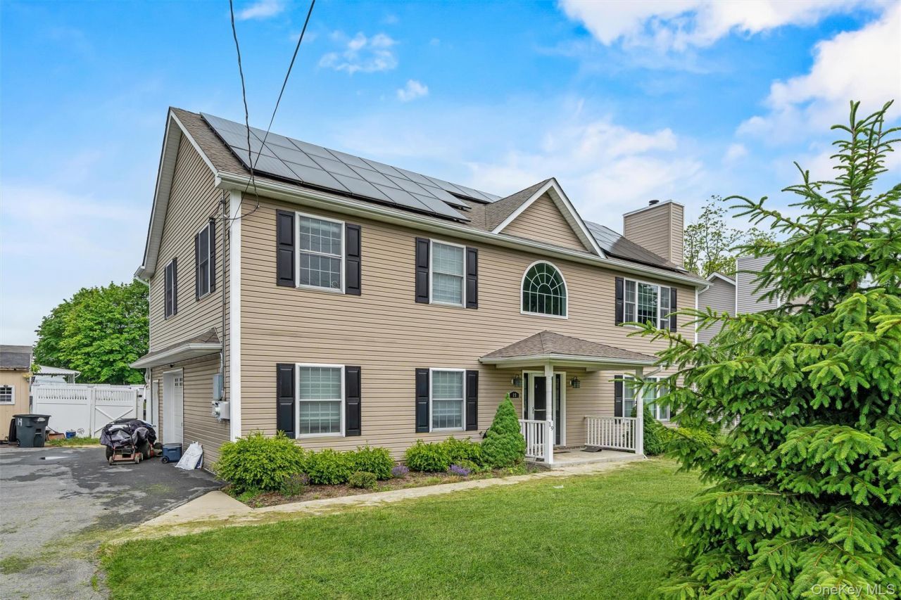 19 Hilltop Place, Monroe, NY 10950 Main Photo