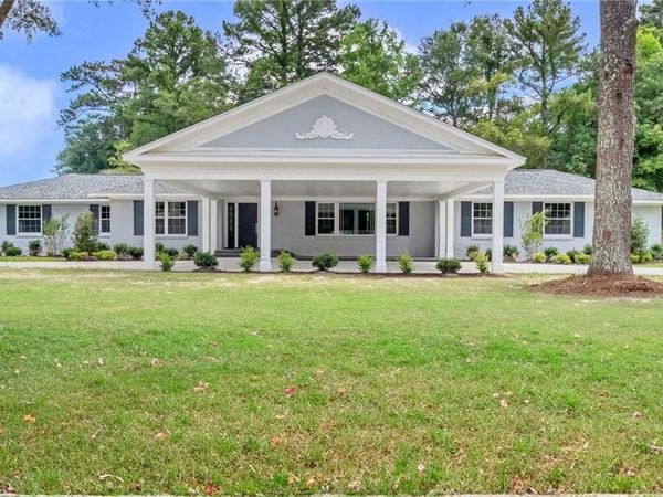 2553 Durham Drive S, Mobile, AL 36606