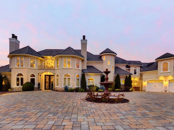 2715 Ships Wheel Dr., North Myrtle Beach, SC 29582