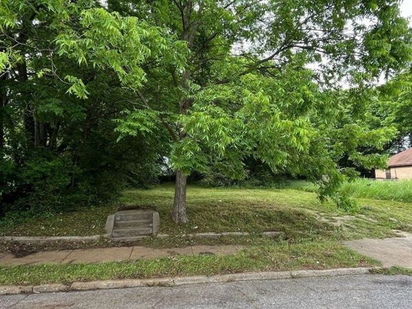 670 E ALSTON AVE, Memphis, TN 38126