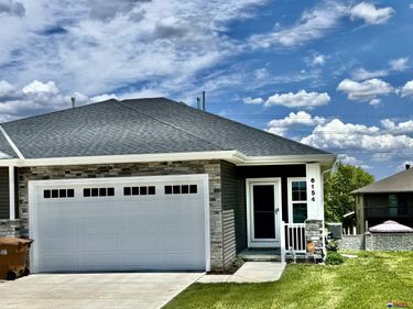 6154 S 87 Street, Lincoln, NE 68526