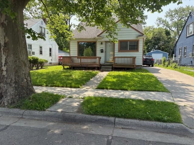 19495 Grandview Street, Detroit, MI 48219 Main Photo