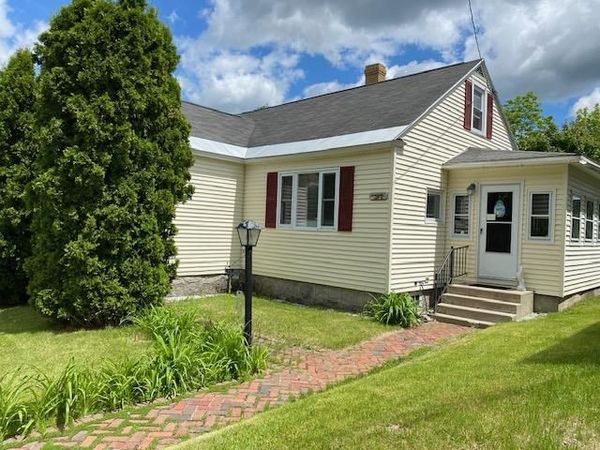 800 Fifth Avenue, Berlin, NH 03570
