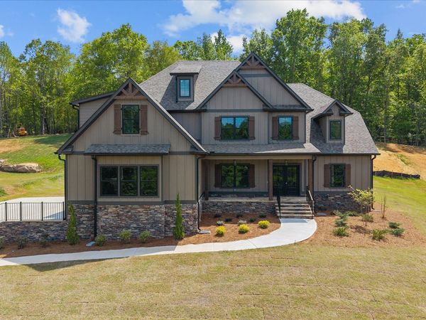 161 West Lake Boulevard, Carrollton, GA 30116
