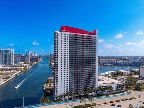 2602 E Hallandale Beach Blvd, Unit R2004, Hallandale Beach, FL 33009