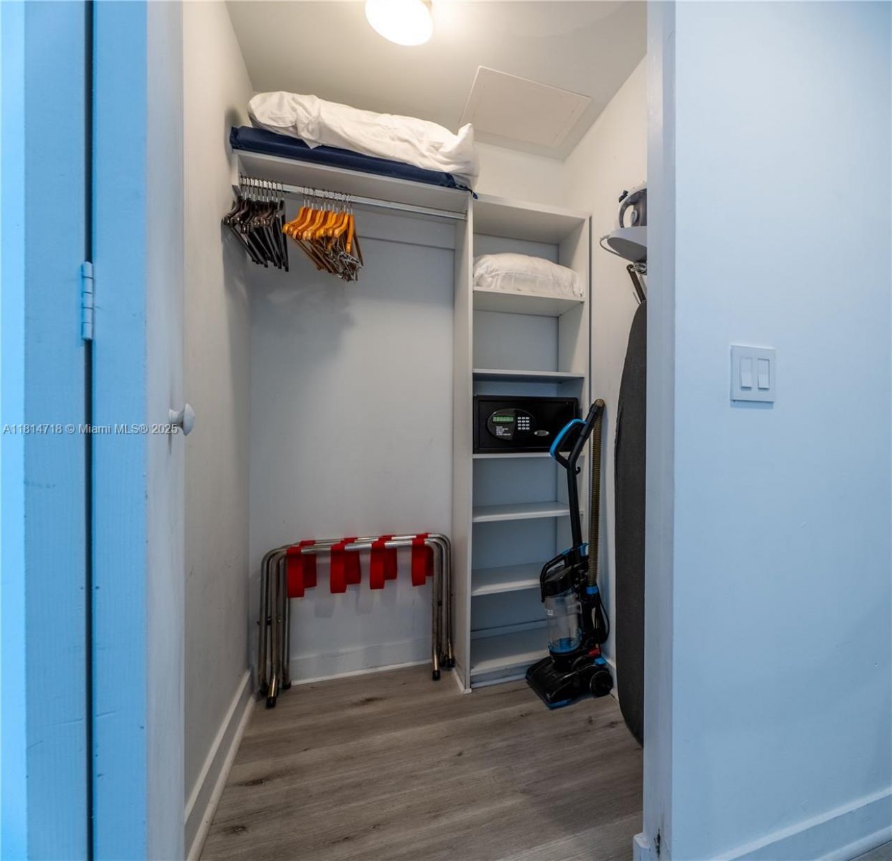 2602 E Hallandale Beach Blvd, Unit R2004, Hallandale Beach, FL 33009 Photo