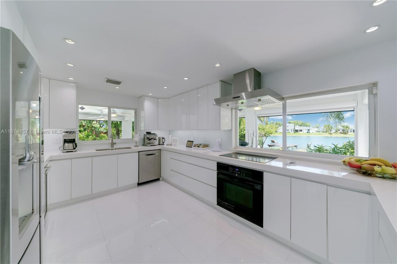 6681 SW 155th Ave, Miami, FL 33193 Photo