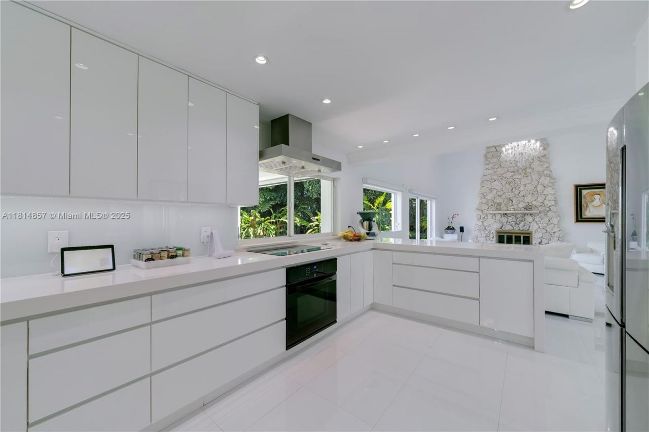 6681 SW 155th Ave, Miami, FL 33193 Photo