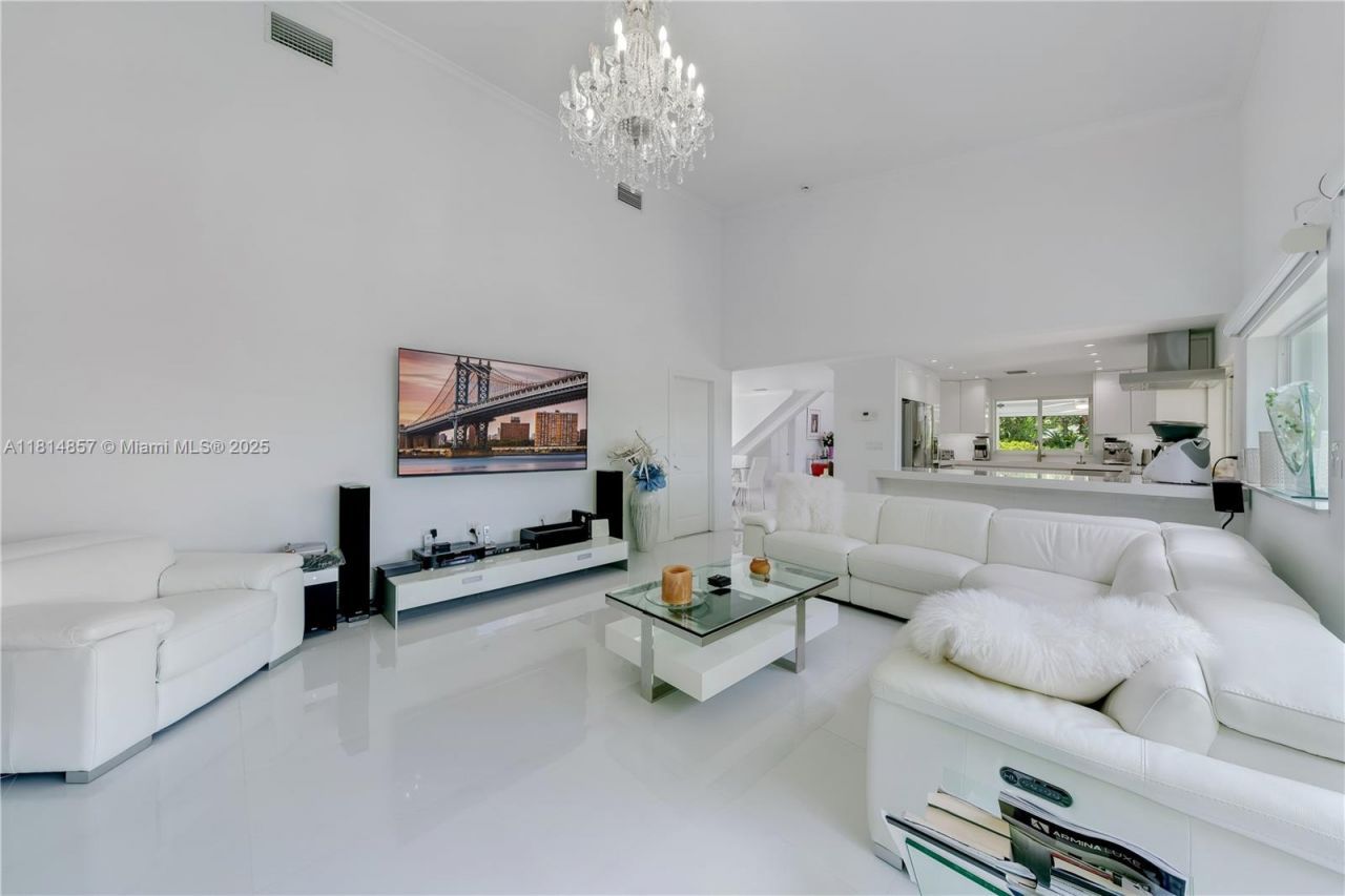 6681 SW 155th Ave, Miami, FL 33193 Photo