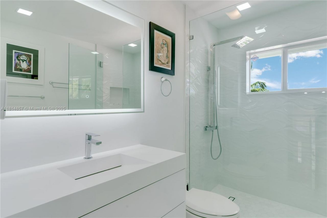 6681 SW 155th Ave, Miami, FL 33193 Photo