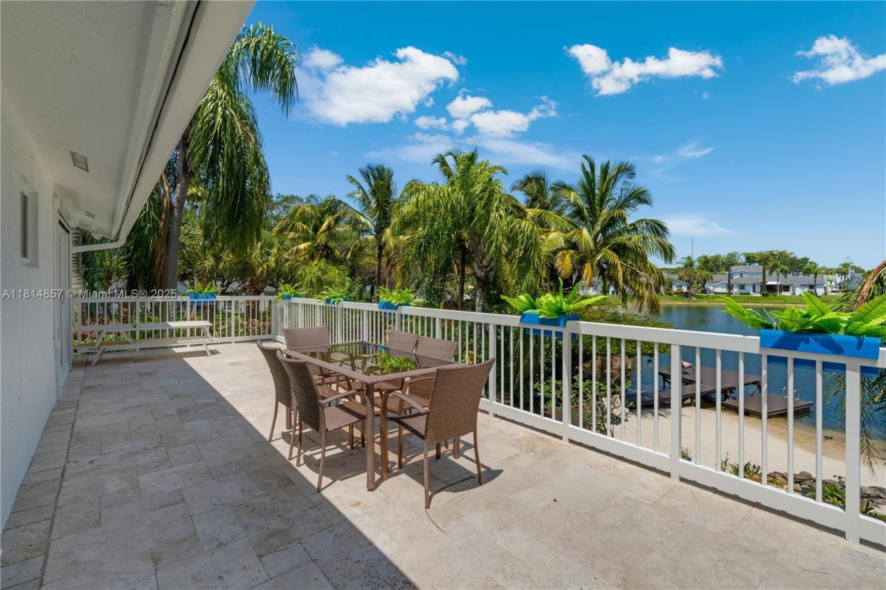 6681 SW 155th Ave, Miami, FL 33193 Photo