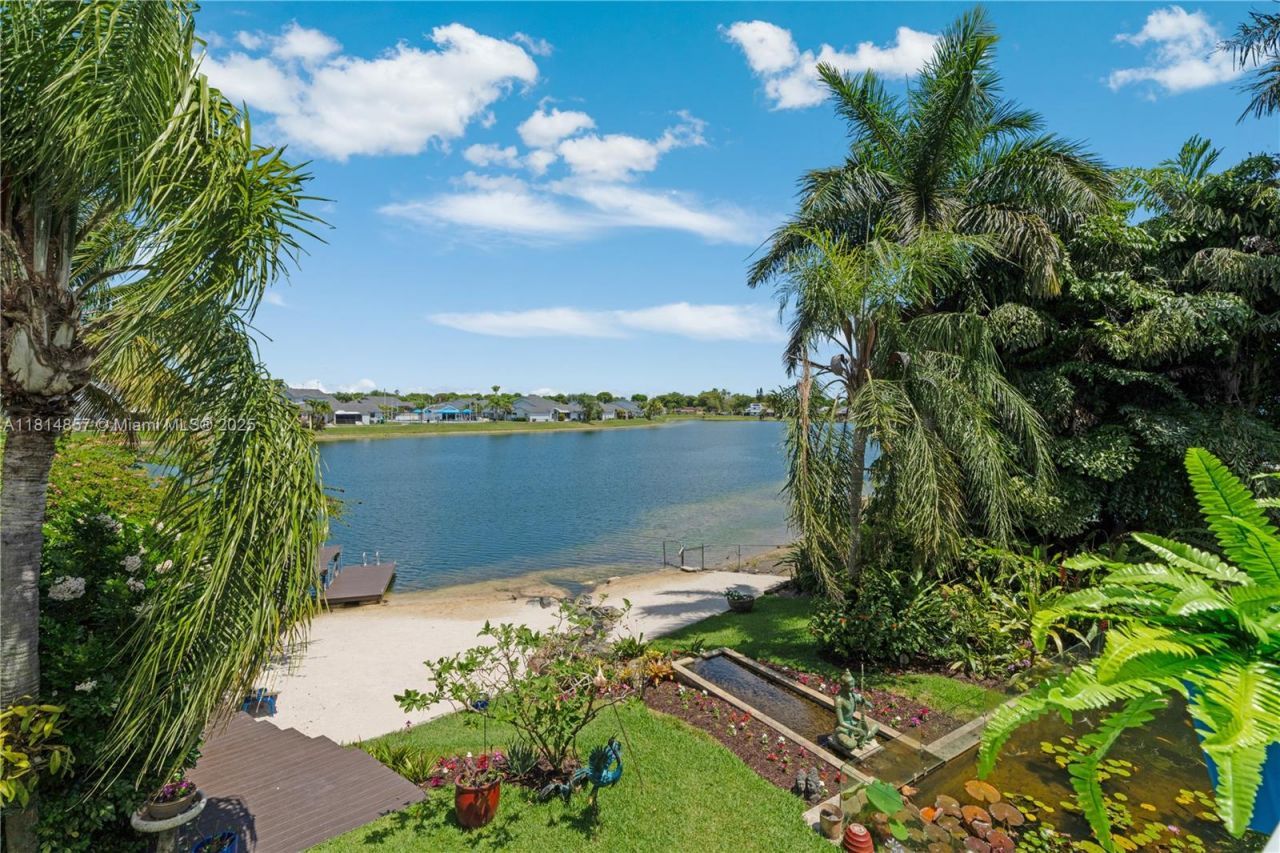 6681 SW 155th Ave, Miami, FL 33193 Photo