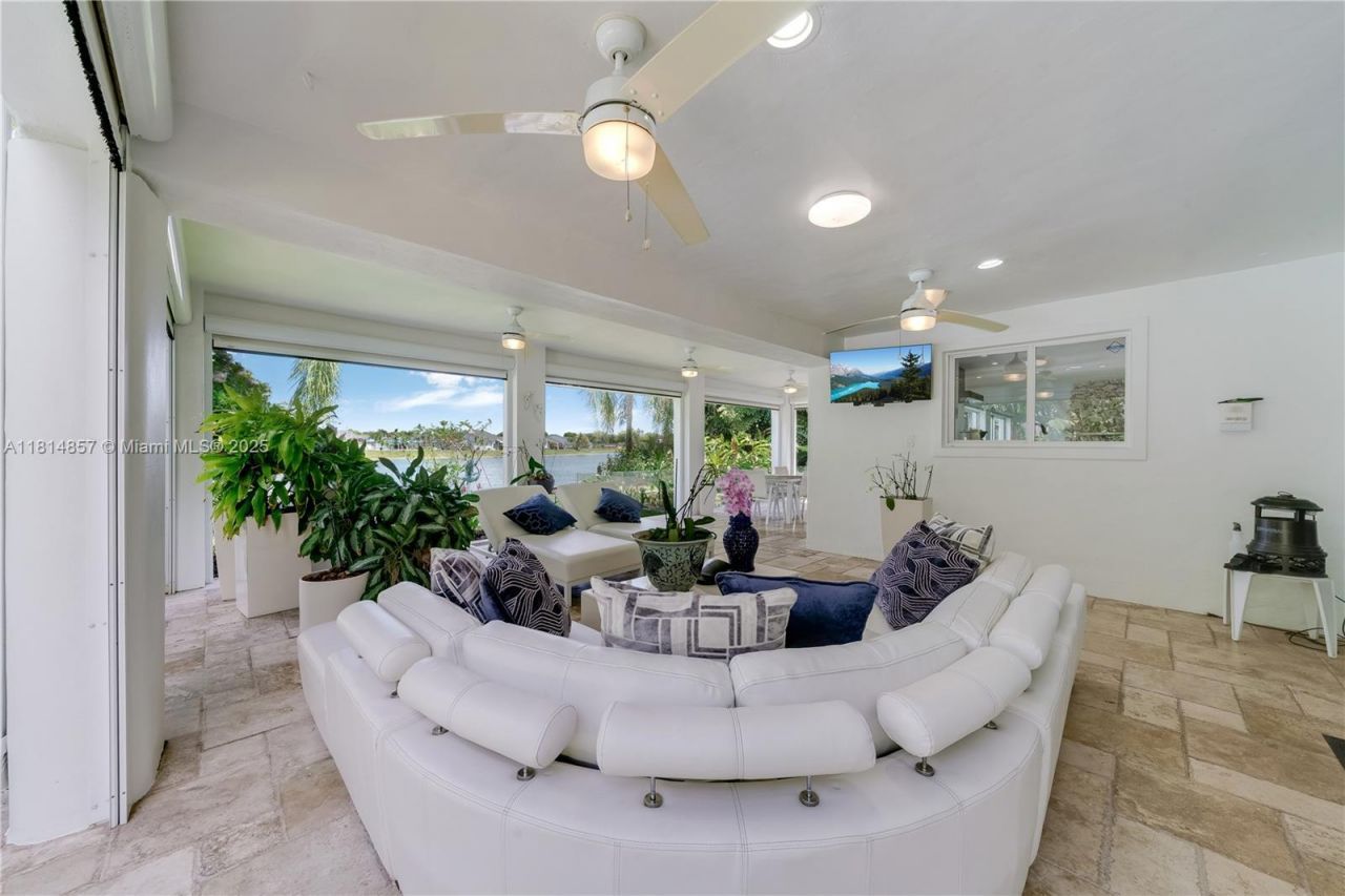 6681 SW 155th Ave, Miami, FL 33193 Photo