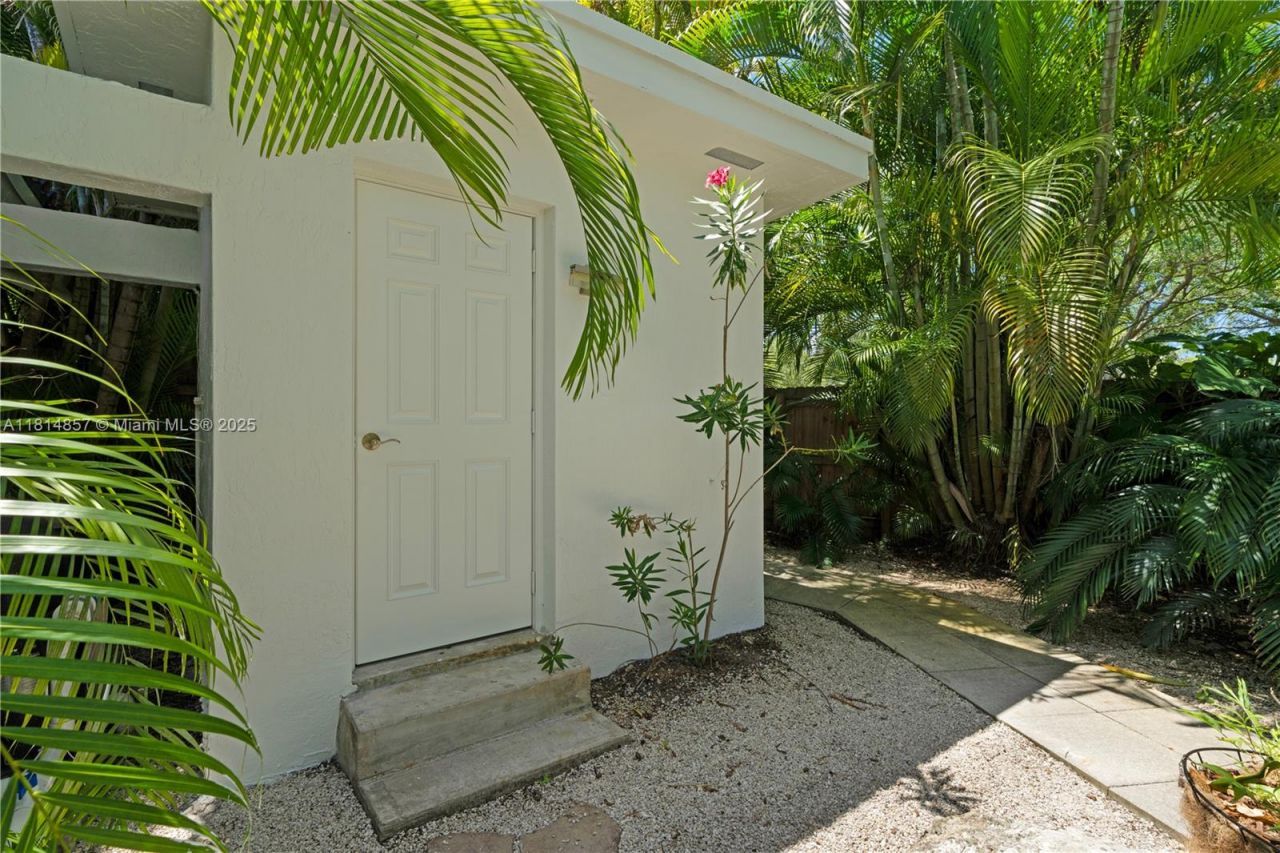 6681 SW 155th Ave, Miami, FL 33193 Photo