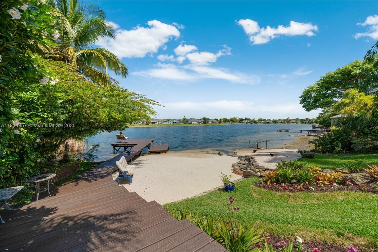 6681 SW 155th Ave, Miami, FL 33193 Photo