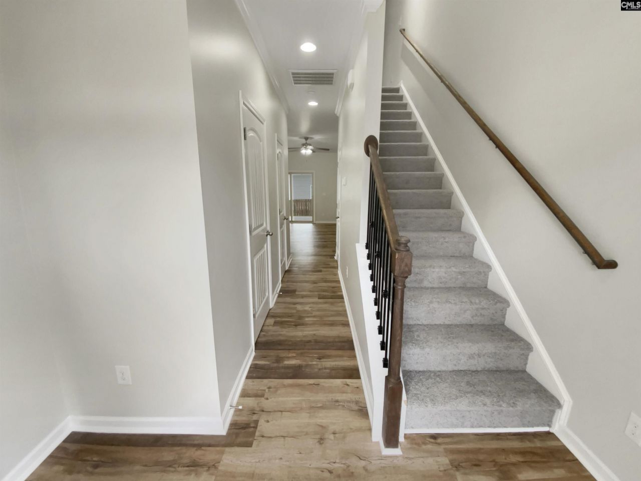 744 Dawsons Park Way Photo 11