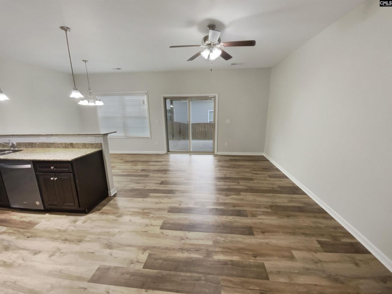 744 Dawsons Park Way Photo 13