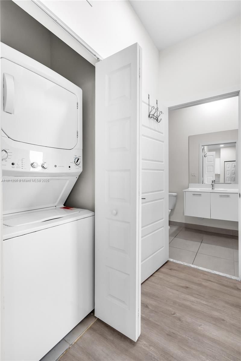 8005 NW 104th Ave, Unit 24, Doral, FL 33178 Photo