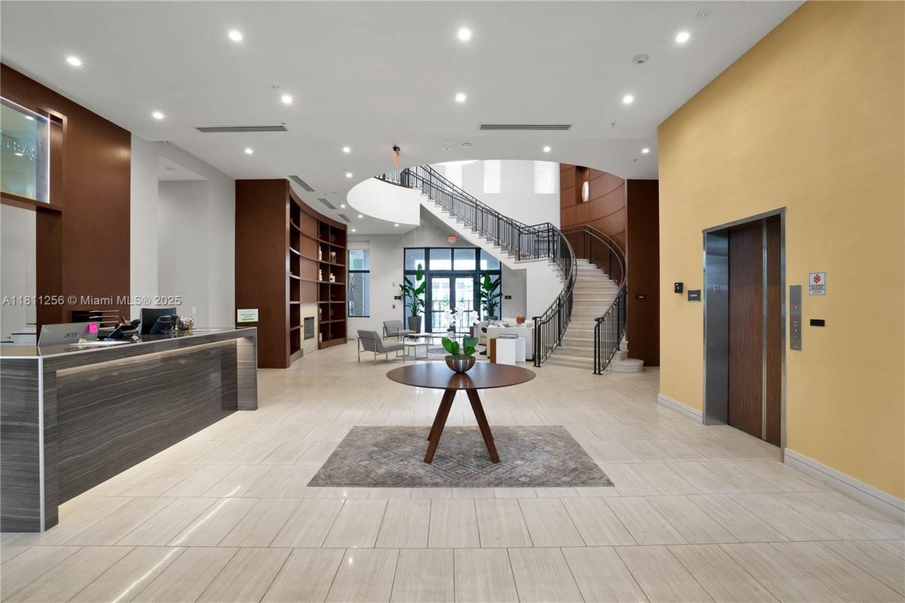 8005 NW 104th Ave, Unit 24, Doral, FL 33178 Photo