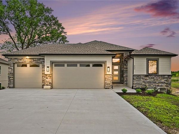 696 Salem Road, Lawson, MO 64062