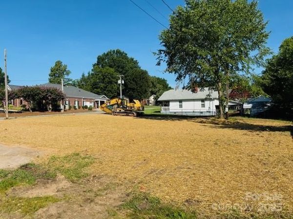 616 S Main Street, Landis, NC 28088