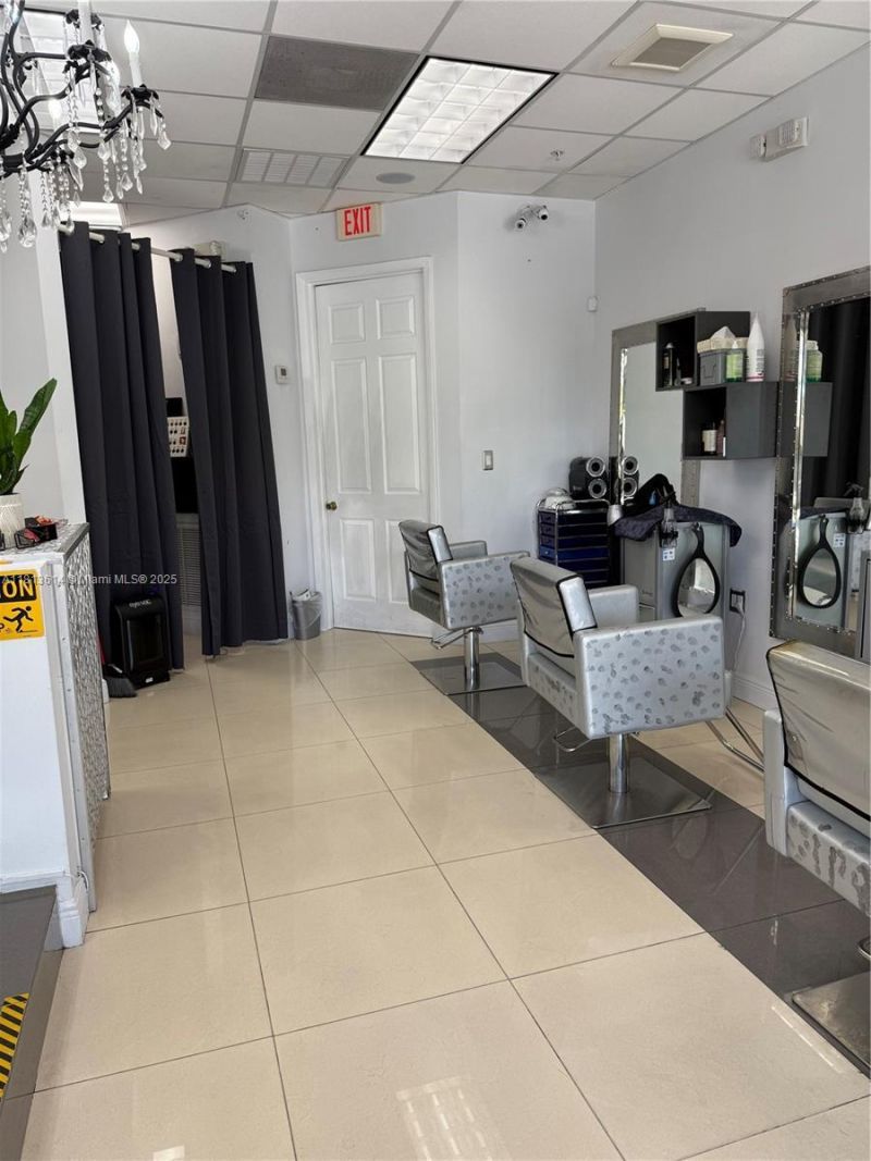 2030 S Douglas Rd, Unit 114, Coral Gables, FL 33134 Photo