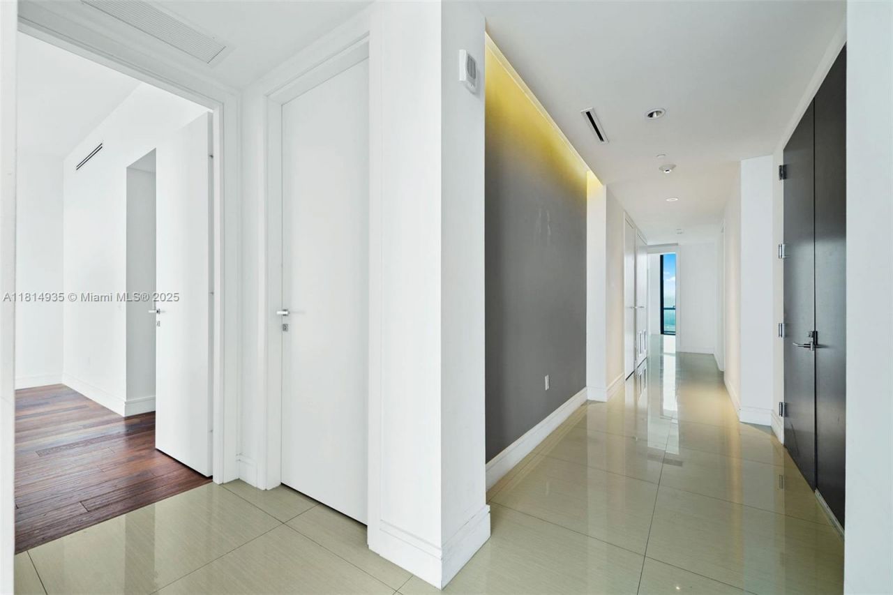 3250 NE 188th St, Unit LPH07, Aventura, FL 33180 Photo