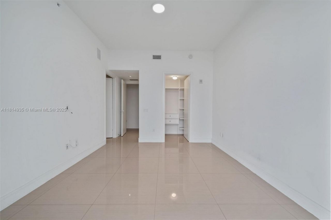 3250 NE 188th St, Unit LPH07, Aventura, FL 33180 Photo