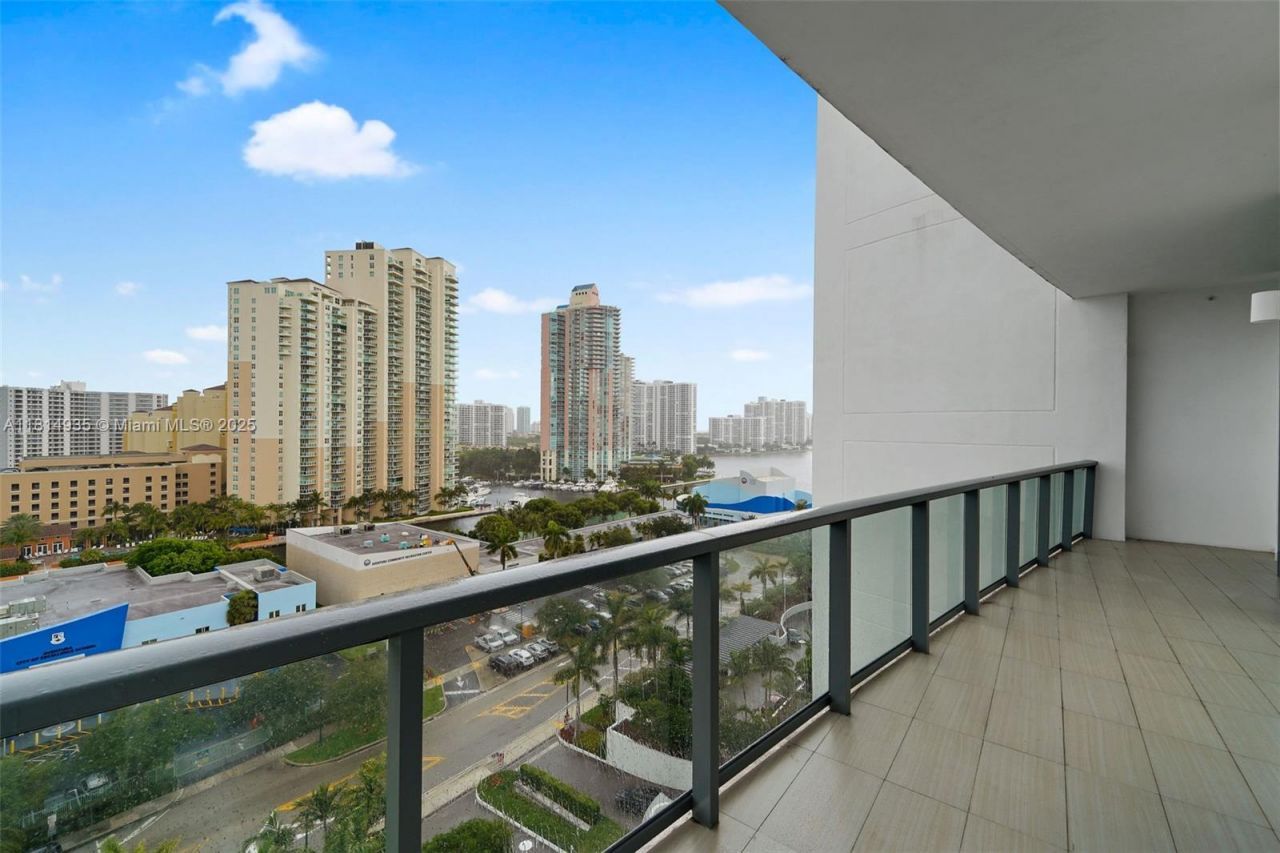 3250 NE 188th St, Unit LPH07, Aventura, FL 33180 Photo