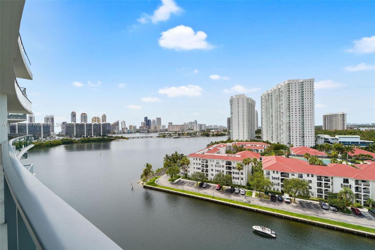 3250 NE 188th St, Unit LPH07, Aventura, FL 33180 Photo