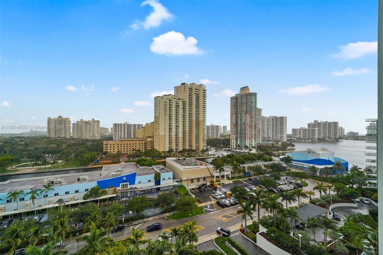 3250 NE 188th St, Unit LPH07, Aventura, FL 33180 Photo