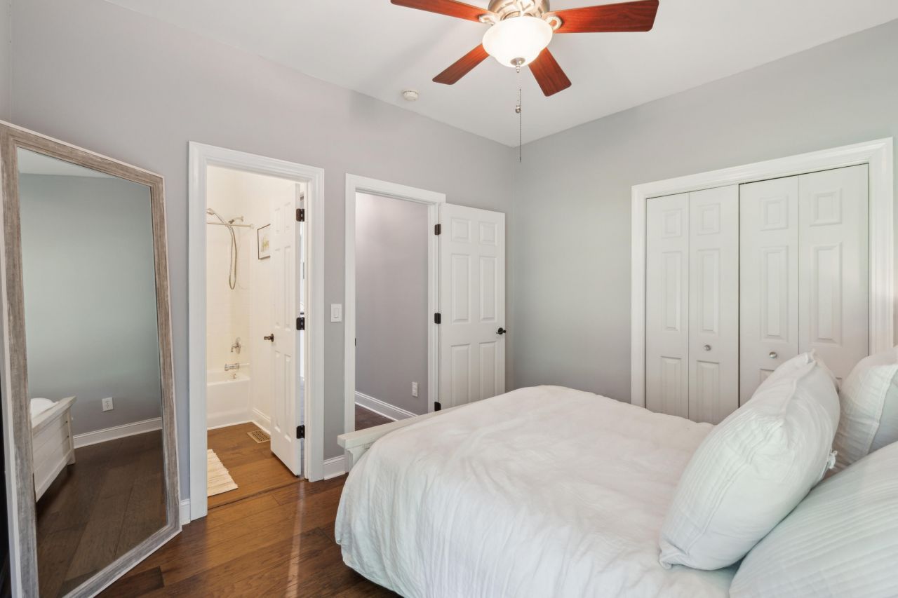 5195 Forest Oaks Drive Photo 11