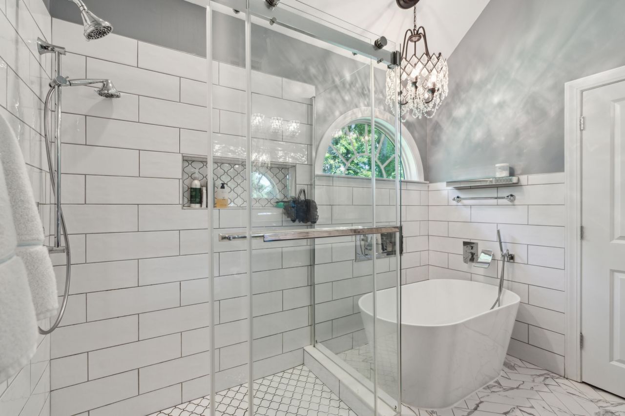 5195 Forest Oaks Drive Photo 17