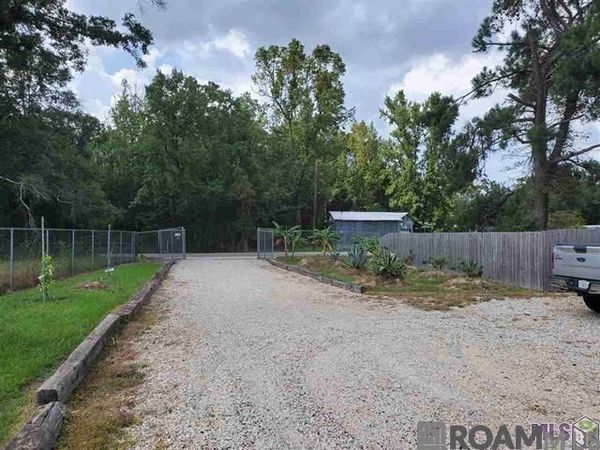 7800 Whitley Rd, Denham Springs, LA 70706