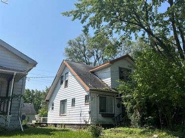 2537 Swayze Street, Flint, MI 48503