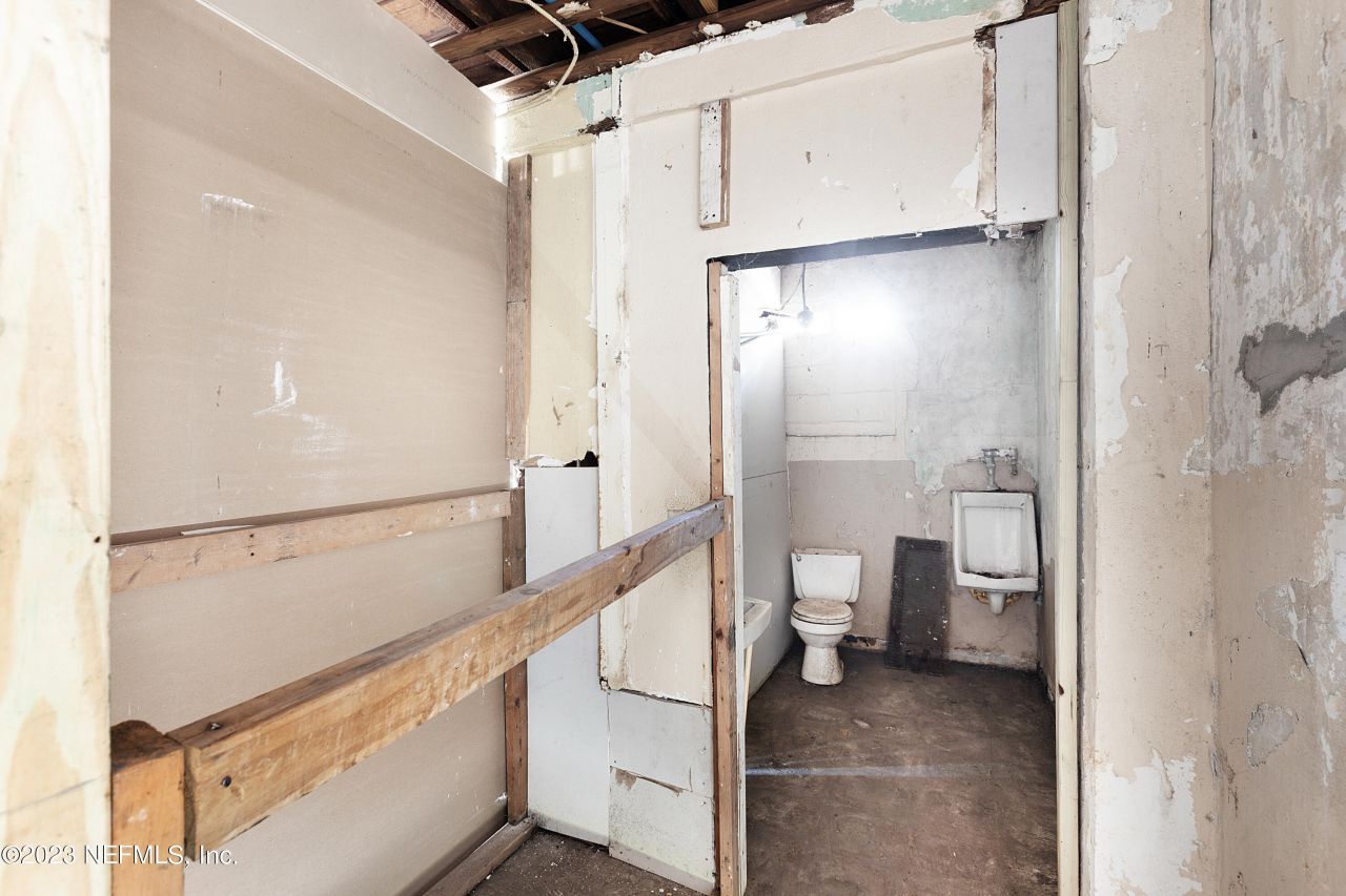 3101 Moncrief Road, Jacksonville, FL 32209 Photo