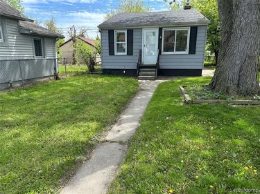 7520 Studebaker Avenue, Warren, MI 48091