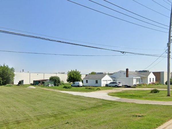 1033 S Wheeling Road, Wheeling, IL 60090