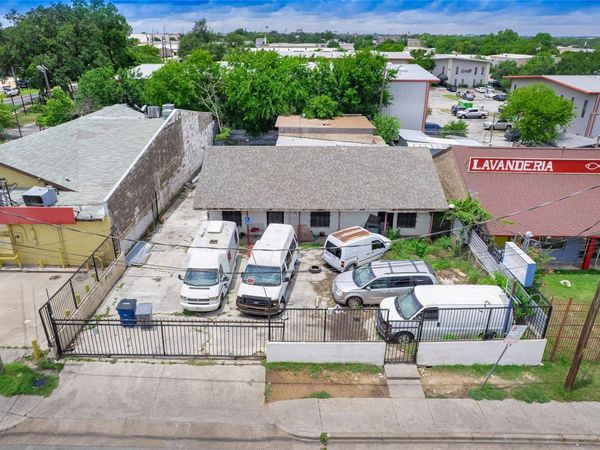 8212 Georgian DR, Austin, TX 78753