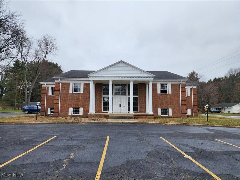 1021 Schneider Street SE, North Canton, OH 44720 Photo 1