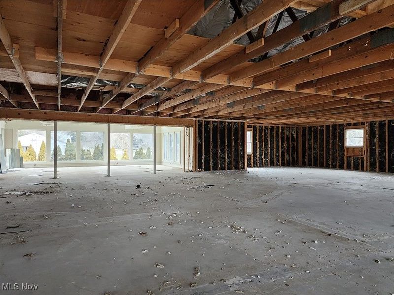 1021 Schneider Street SE, North Canton, OH 44720 Photo 3