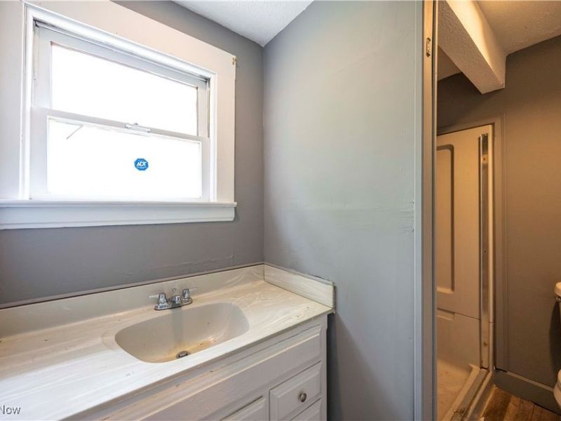 5210 Theodore Street, Maple Heights, OH 44137 Photo 11