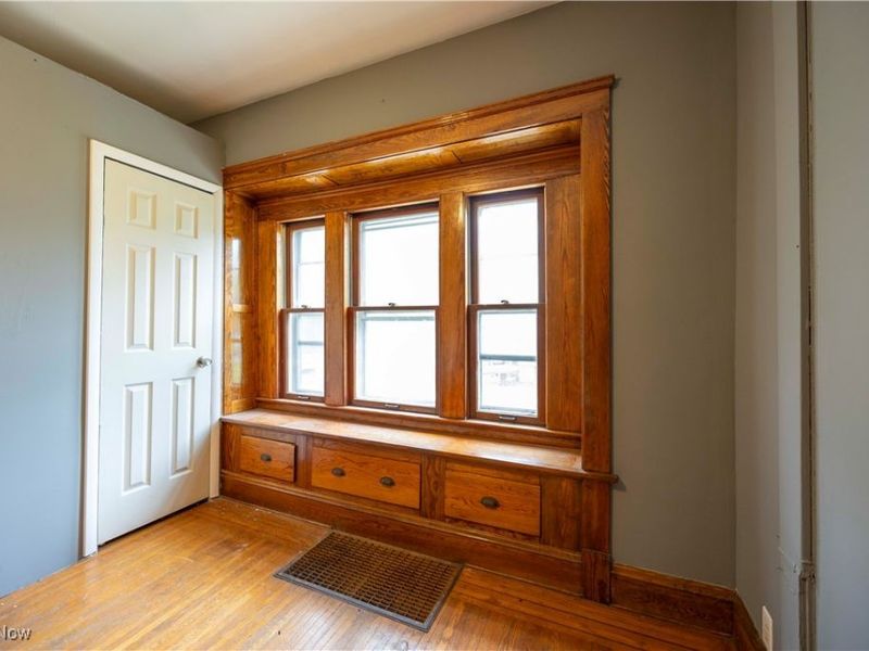 5210 Theodore Street, Maple Heights, OH 44137 Photo 14