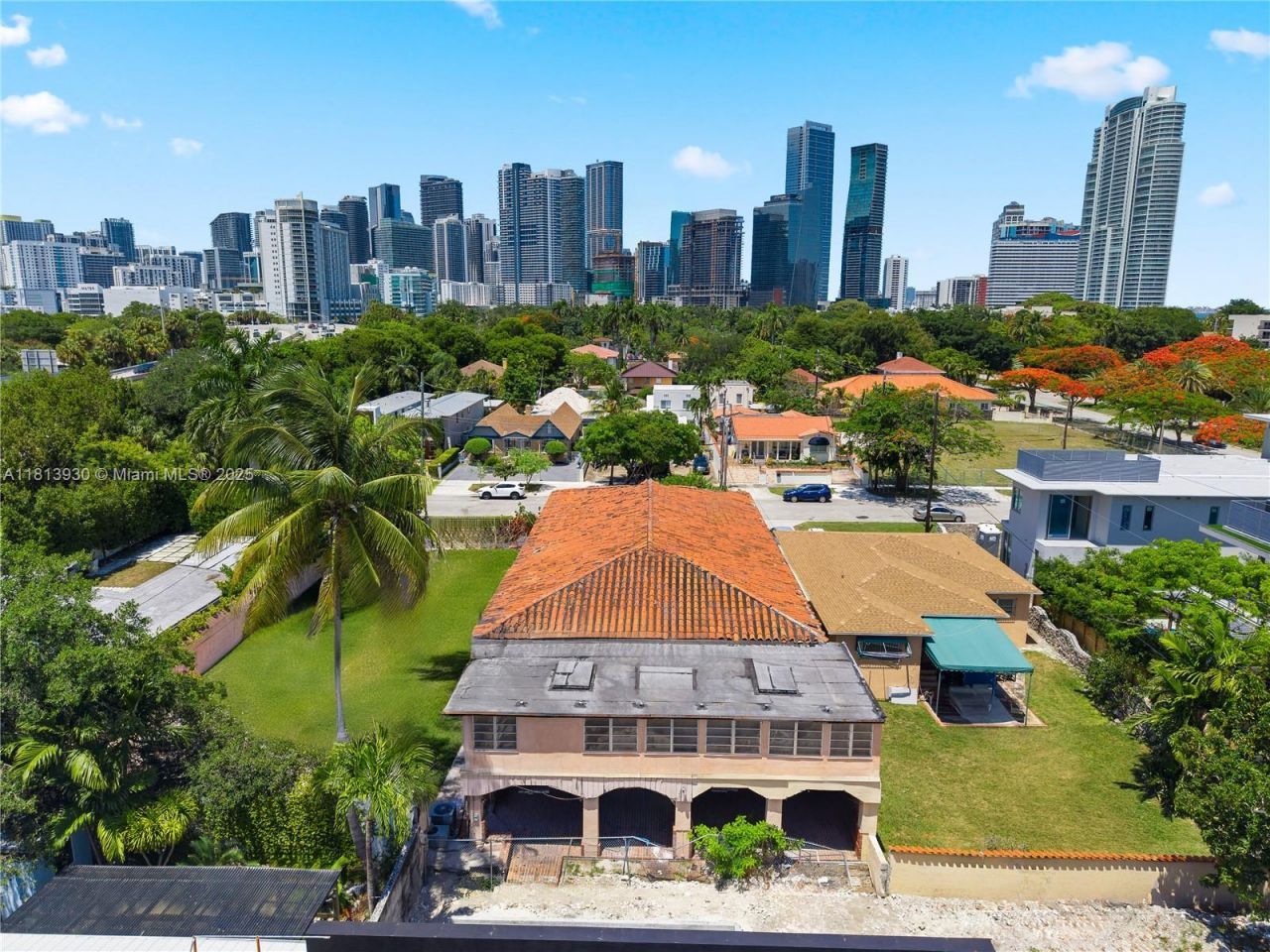 30 SW 21st Rd, Miami, FL 33129 Photo