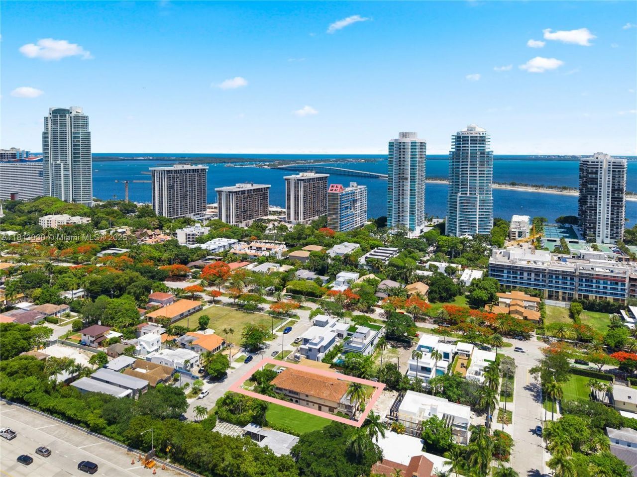 30 SW 21st Rd, Miami, FL 33129 Photo