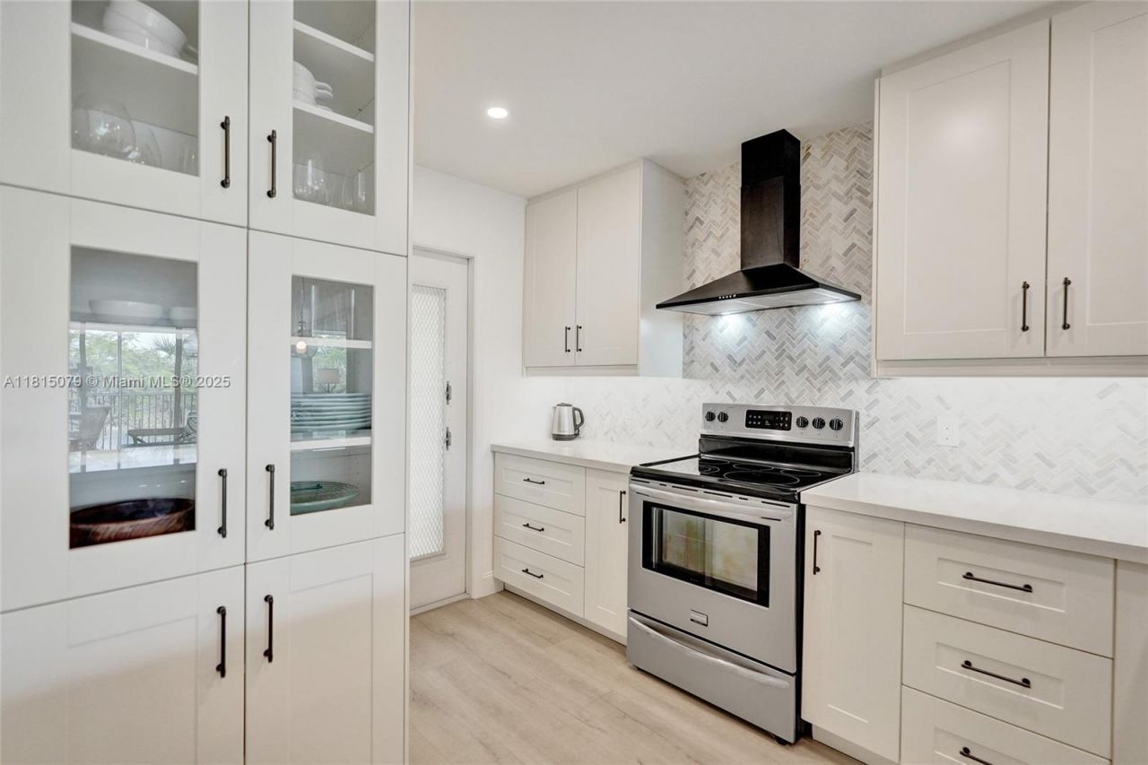 3150 N Course Ln, Unit 405, Pompano Beach, FL 33069 Photo