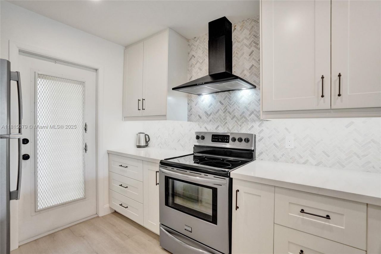 3150 N Course Ln, Unit 405, Pompano Beach, FL 33069 Photo