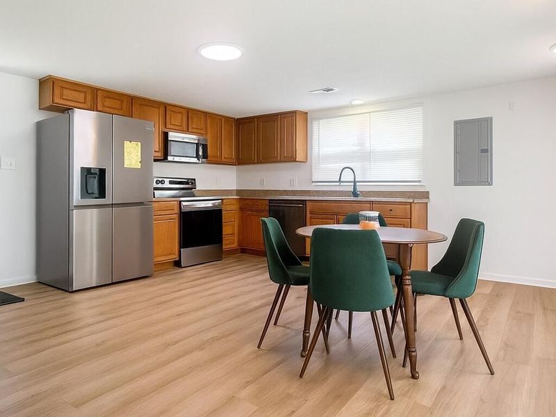 53 State Street, Jeffersonville, OH 43128 Photo 4