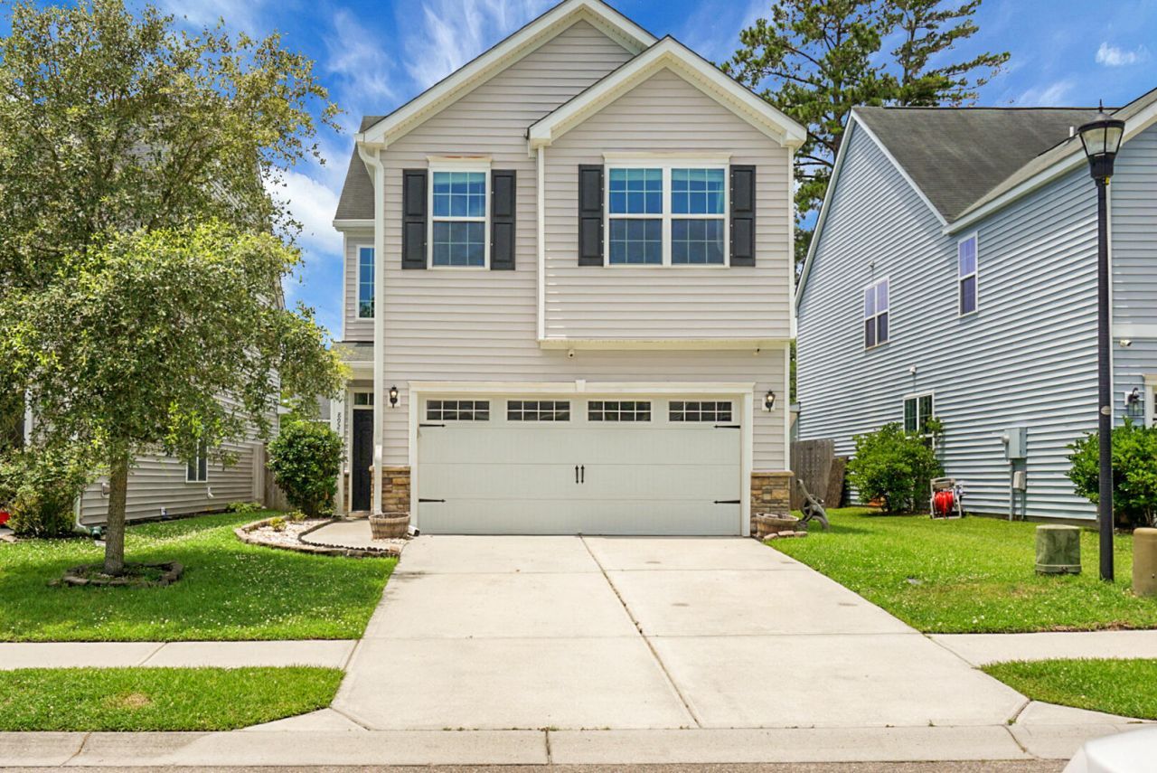 8921 Skipping Rock Lane Photo 1